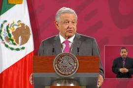 Les propongo a los de FRENAAA, que un día al mes nos permitan el Zócalo: AMLO