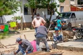 El alcalde Cuitláhuac Condado, supervisa obras en colonia Chichihua I