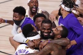 Gran triunfo de "Lakers de los Ángeles", campeones de la NBA