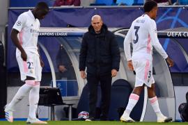 Zidane defiende al vestuario: “Siempre voy a estar a muerte con los jugadores”