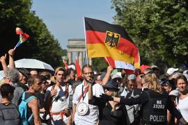 La ciudad intentó trasladar la manifestación del sábado a un lugar más grande después de calcular que solo 5,000 personas podrían reunirse en la explanada Augustusplatz