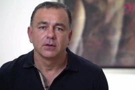 Detienen a Carlos Mimenza en el aeropuerto de Yucatán