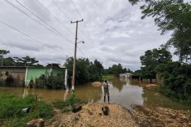 Son atendidas inundaciones al sur de Veracruz