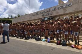 Instalan plantón en la FGE Veracruz, Los 400 pueblos, exigen efectividad en denuncias contra Yunes Linares