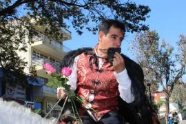  El gitano Tony Galeano recorre calles de Xalapa