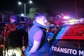 El sujeto fue detenido tras robarse y chocar la unidad de Tránsito Municipal sobre la autopista que conduce a Orizaba