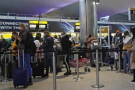 Pruebas negativas COVID19 para pasajeros de Reino Unido: EEUU