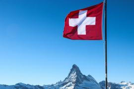  Suiza arranca etapa de vacunación contra el COVID-19
