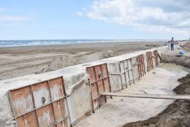 “La construcción del muro ha resistido los embates de las olas y las intensas lluvias