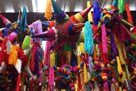 La venta de piñatas es afectada por pandemia en el mercado Hidalgo de Veracruz