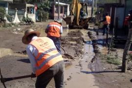 Obras Publicas Xalapa, atiende afectaciones en calles después de fuertes lluvias por frente frio 29