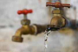 Residentes de la localidad de Úrsulo Galván denunciaron que estuvieron sin agua durante dos meses continuos