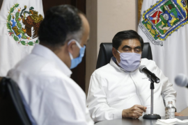  Acusan al Insabi por no surtir medicamentos en Puebla desde Enero: Miguel Barbosa