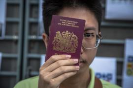  Emigran miles de pobladores de Hong Kong a Gran Bretaña