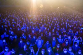 Asisten 5 mil personas a concierto en Barcelona