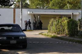 Detienen al policía que vigilaba la residencia de Galdys Merlín y su hija