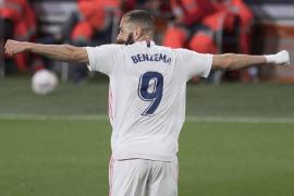 Benzema comanda al Real Madrid al liderato de LaLiga