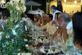 Reaparece discretamente Enrique Peña Nieto en una boda en Punta Cana