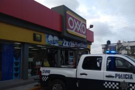 Sujetos armados asaltan tienda de conveniencia en Córdoba, Veracruz