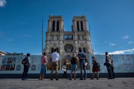 Cierran plaza de Notre Dame por alta concentración de plomo