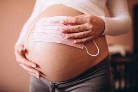 Al menos 300 embarazadas en Veracruz dan positivo COVID, fallecen seis