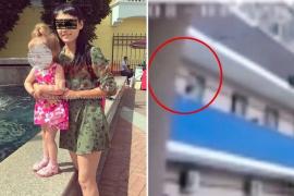 Mujer cuelga a su hija desde balcón como castigo; la niña cae y muere