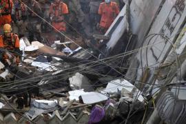 Derrumbe de edificio en favela de Río de Janeiro deja dos muertos