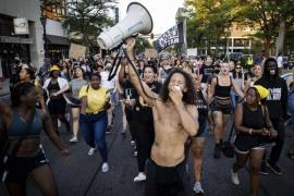 Protestas en Minneapolis por muerte de afroamericano a manos de policías
