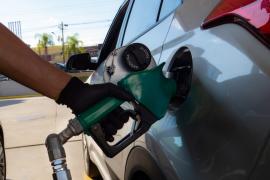 Sube hasta 22 por ciento el precio de la gasolina