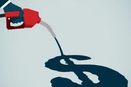 Precios de gasolina, autos y ropa se disparan en EU