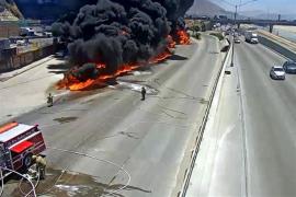 Explota pipa con gasolina en bulevar de Tijuana