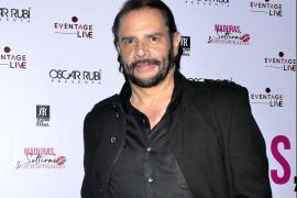 Detienen al actor Héctor Parra por presunto abuso a su hija