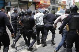  Desalojan a taxistas que bloquearan cochera de SSP, en Veracruz