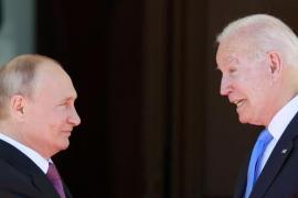 Sin abrazos ni críticas, Biden y Putin solo hablaron de negocios en la cumbre