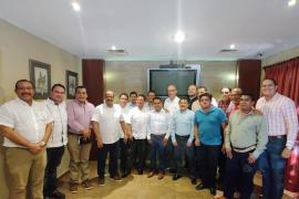 Dante Delgado se reúne con alcaldes electos en Veracruz