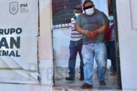 Detienen a maestro por abuso de estudiante en Veracruz