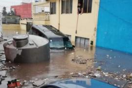 Suman dos personas muertas por inundaciones en Edomex