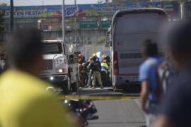 Tres los muertos por choque múltiple de autobús en Xalapa
