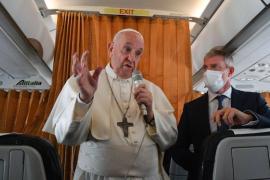“Nos da miedo acompañar a la gente con diversidad sexual”: Papa Francisco