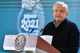  Invita AMLO a asistir a su Tercer Informe de  Gobierno en el zócalo