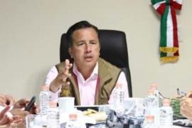 Gobernador sufre leve accidente vial, en Poza Rica