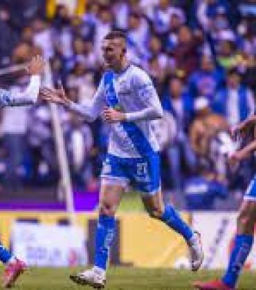 Puebla elimina a Chivas en penales