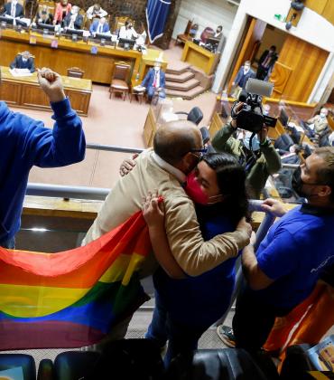 Chile aprueba el matrimonio entre personas del mismo sexo